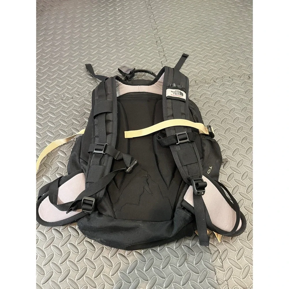 Vintage The North Face Backpack Unisex OS Black Hiking‎ Outdoor Daypack Bag